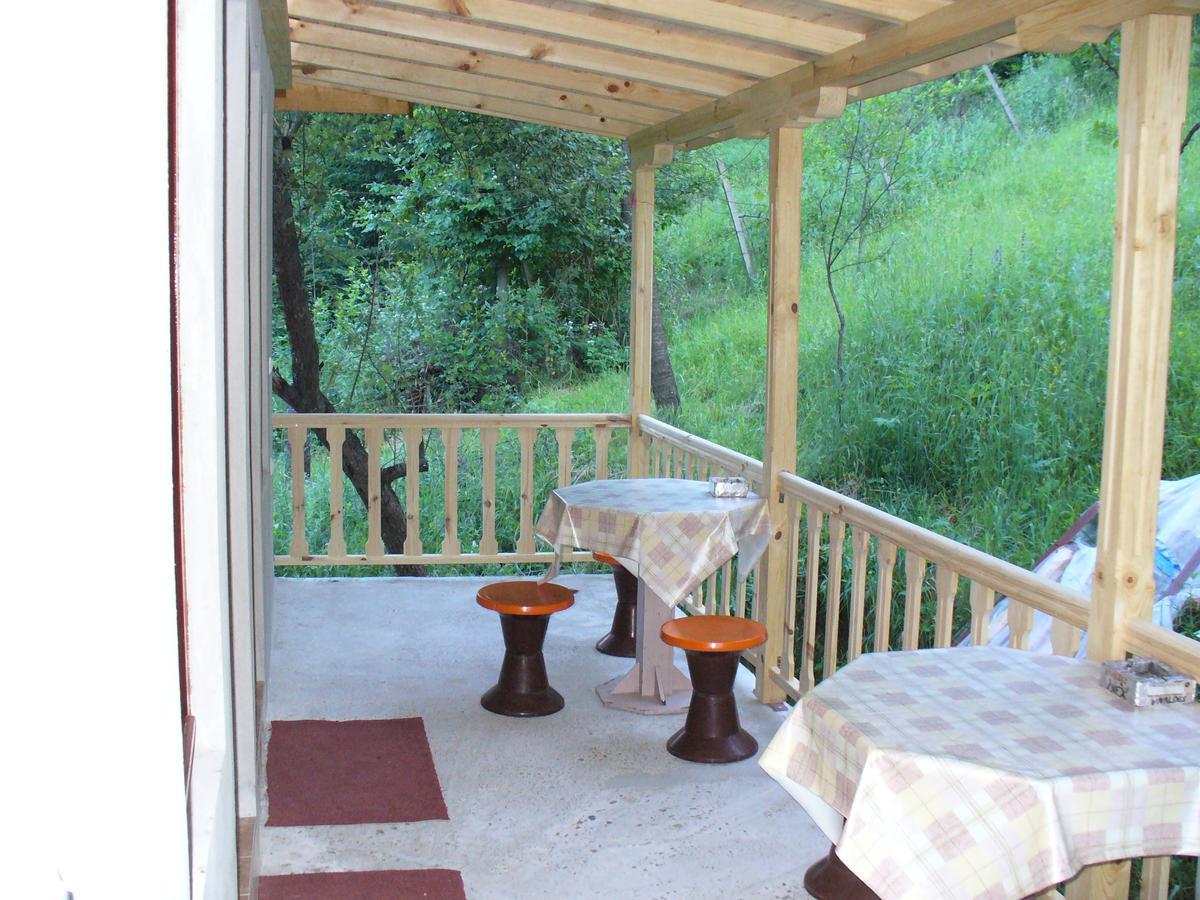 Mountain Sun Guest House Chiflik Exteriör bild